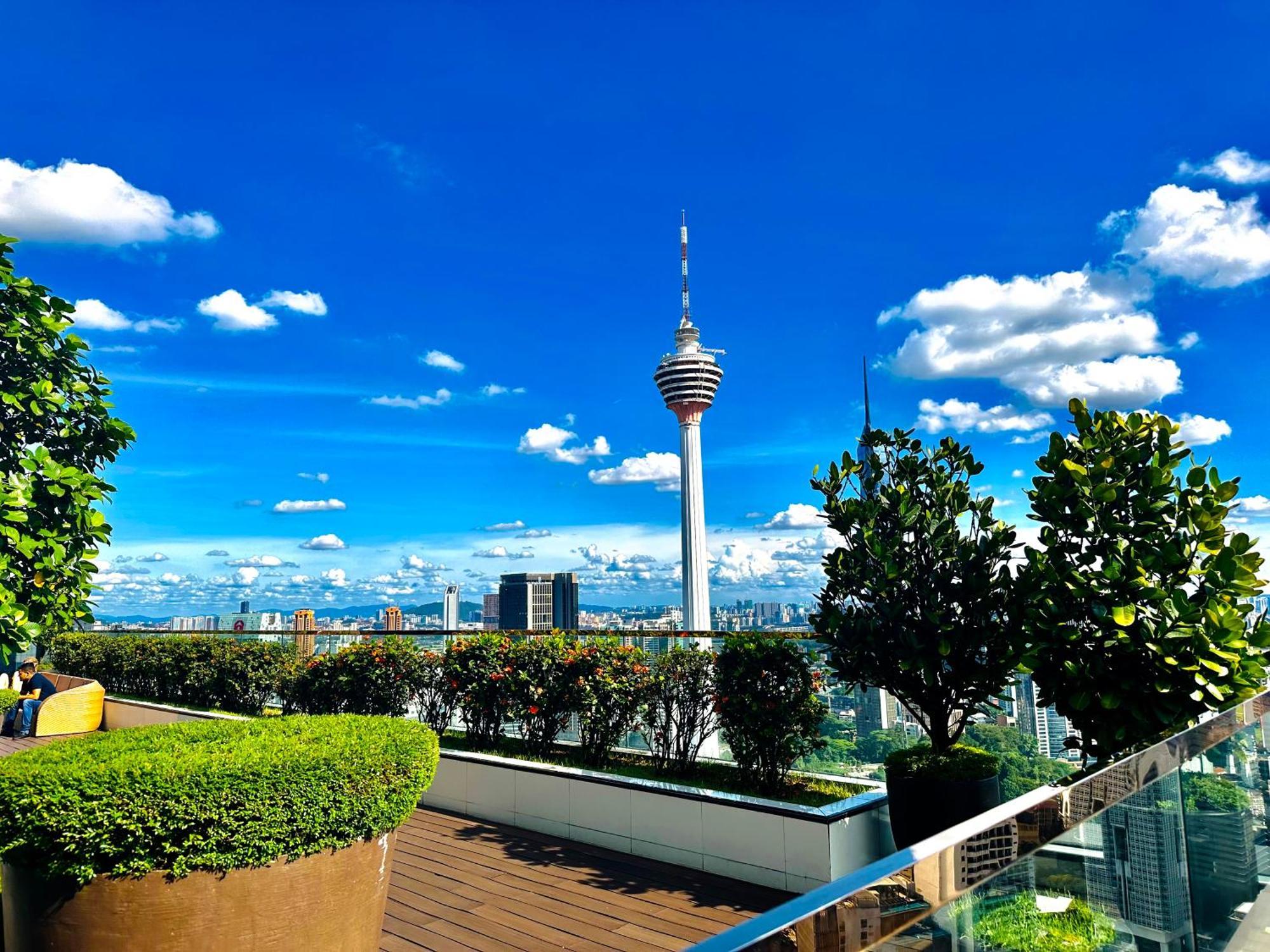 The Platinum Kuala Lumpur By Cozy White Apartment Exterior photo
